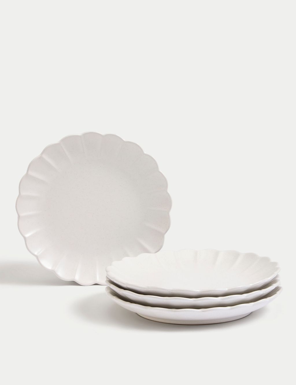 Set of 4 Scallop Dinner Plates