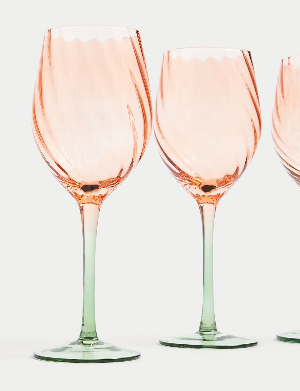 Set of 4 Two Tone Wine Glasses image 2