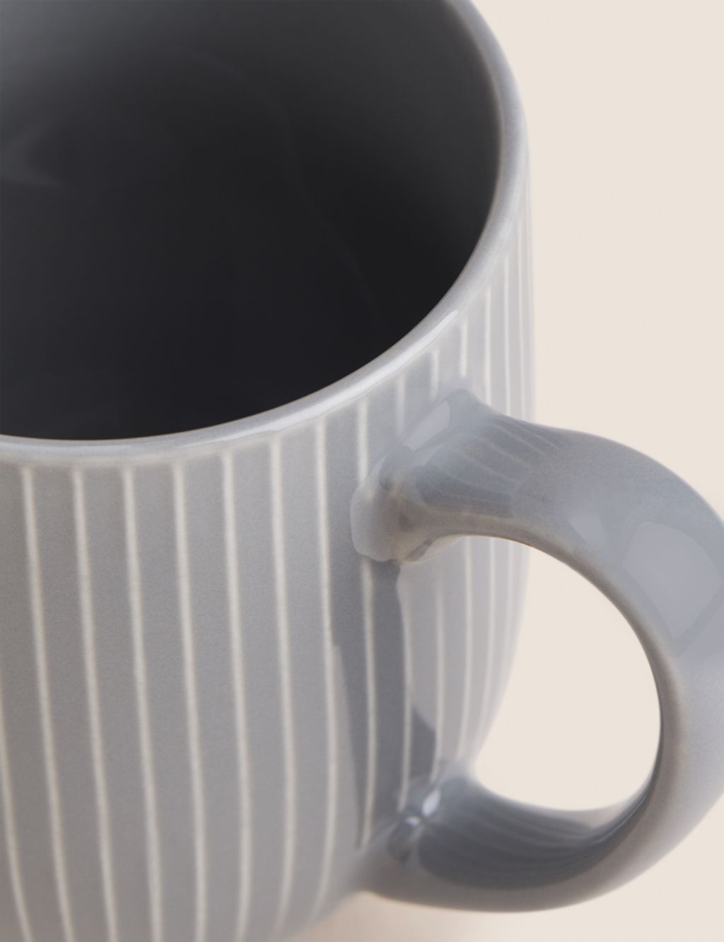 Set of 4 Ribbed Glazed Mugs image 3