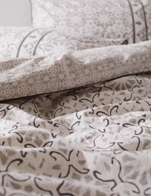 

M&S X Fired Earth Ropa de cama con diseño de Marrakech Menara - Gesso, Gesso