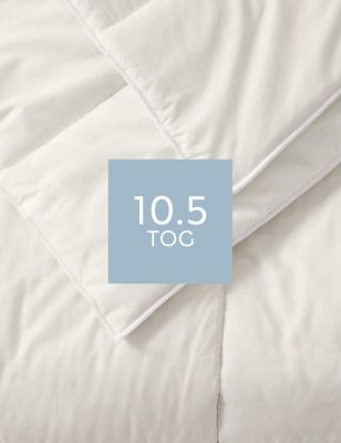 Comfortably Cool 10 5 Tog Duvet Bedding Marks And Spencer Je
