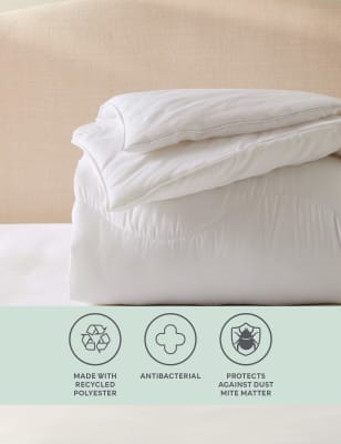 M&S Anti Allergy Plus 10.5 Tog Duvet - DBL - White, White