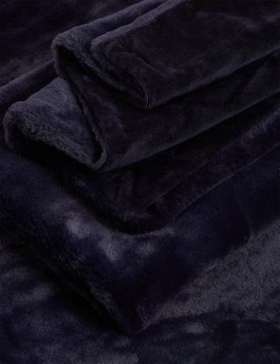 M&S Faux Fur Bedding Set