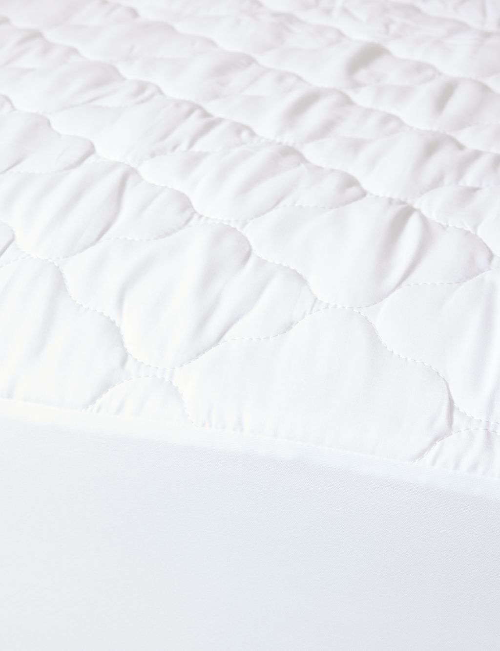 Sleep Solutions Quilted Waterproof Mattress Protector image 4