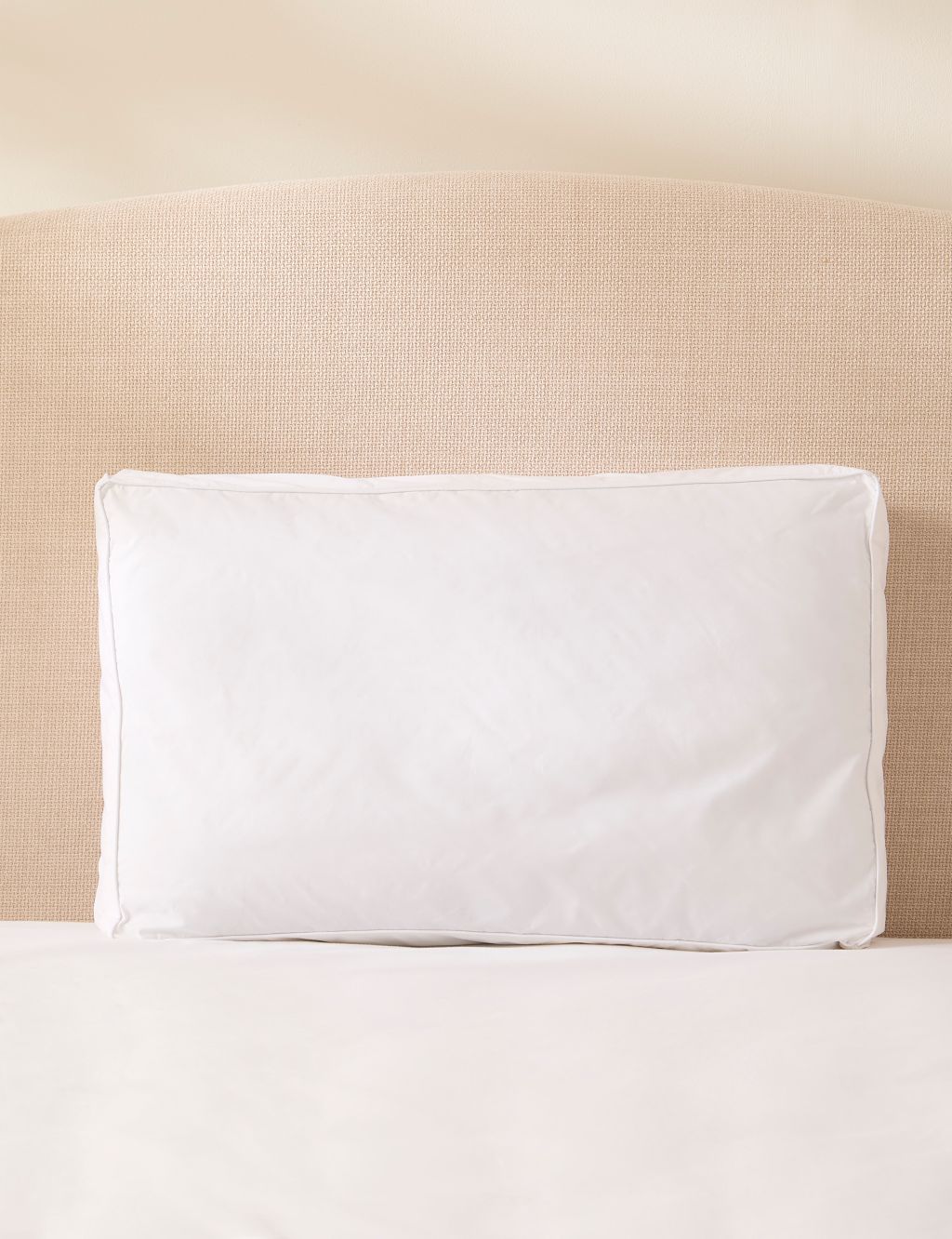Sleep Solutions Side Sleeper Walled Pillow image 3