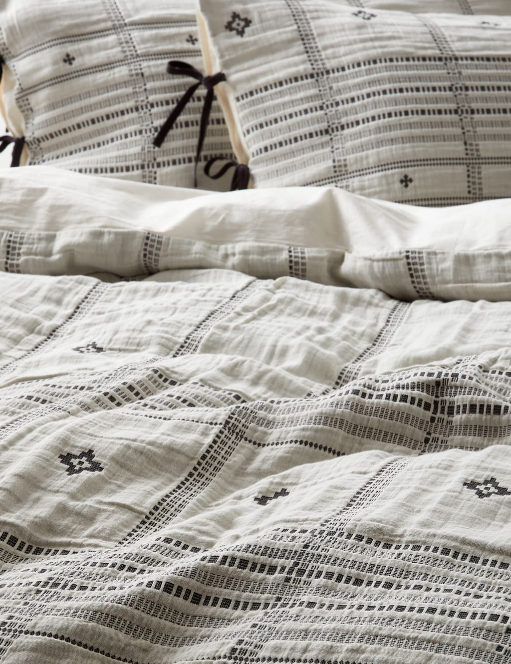 Casablanca Collection Kubba Woven Bedding Set image 5