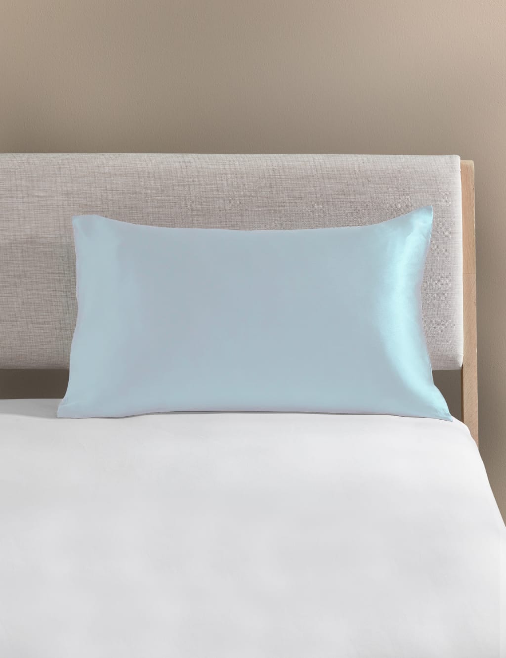 Pure Silk Pillowcase image 1