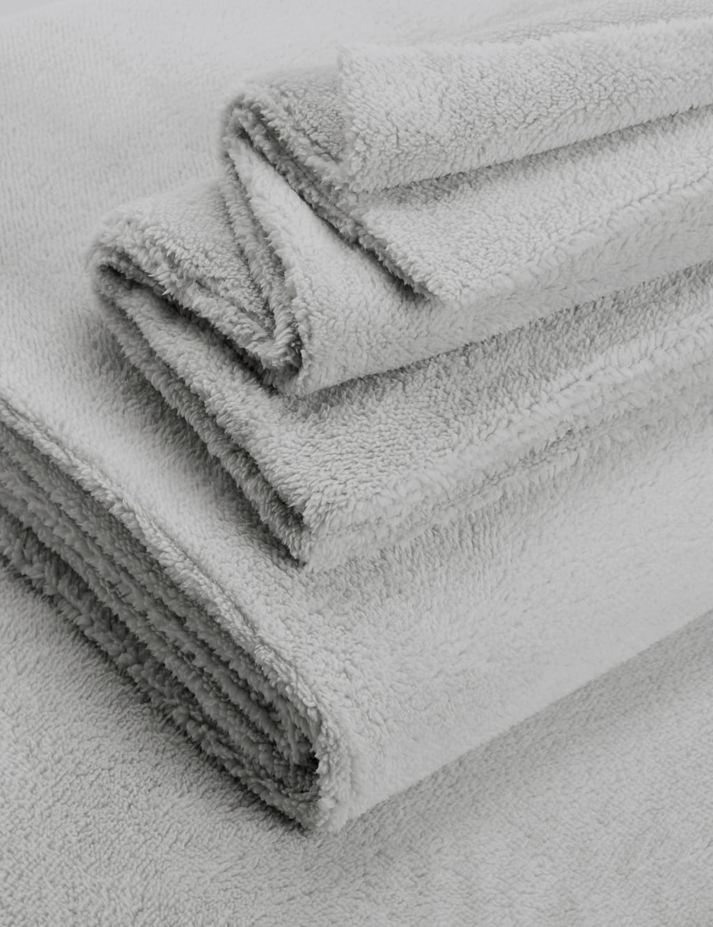 Teddy Fleece Bedding Set image 2