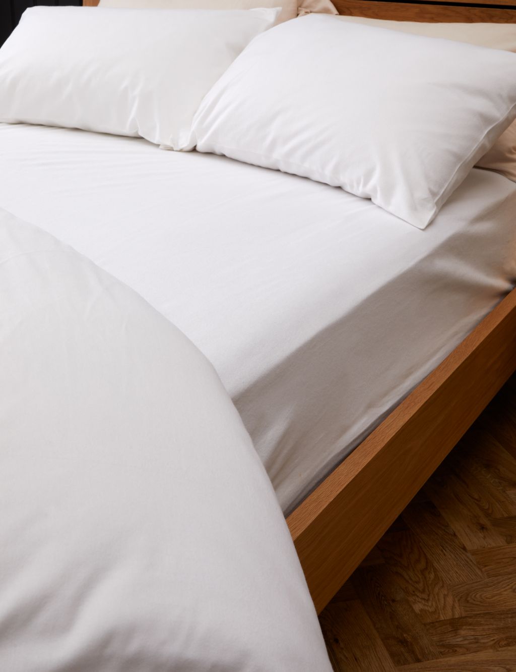 Pure Brushed Cotton Deep Fitted Sheet image 3