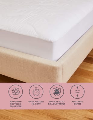 M&S Supremely Washable Mattress Protector - SGL - White, White