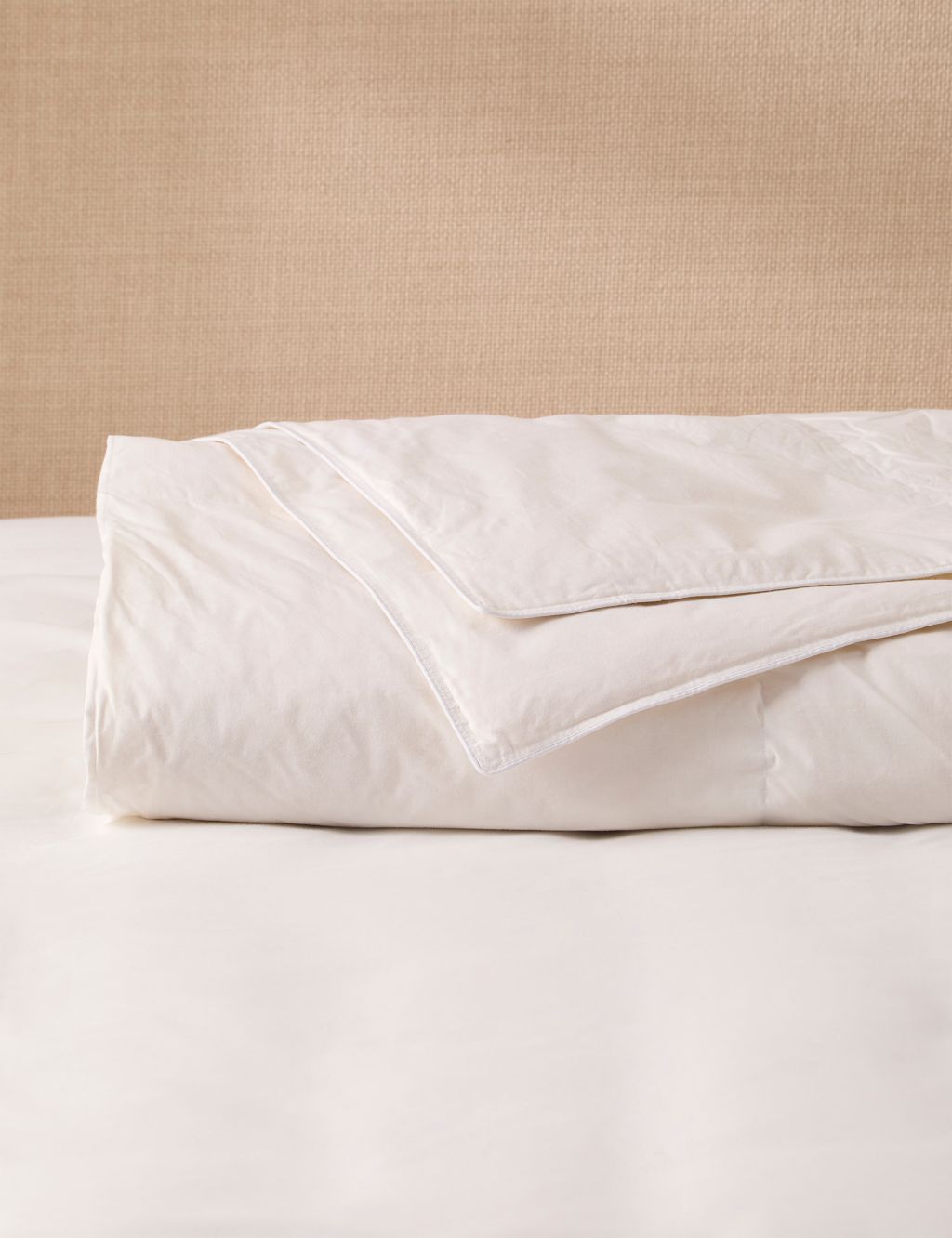 Duck Feather & Down 2.5 Tog Duvet image 1