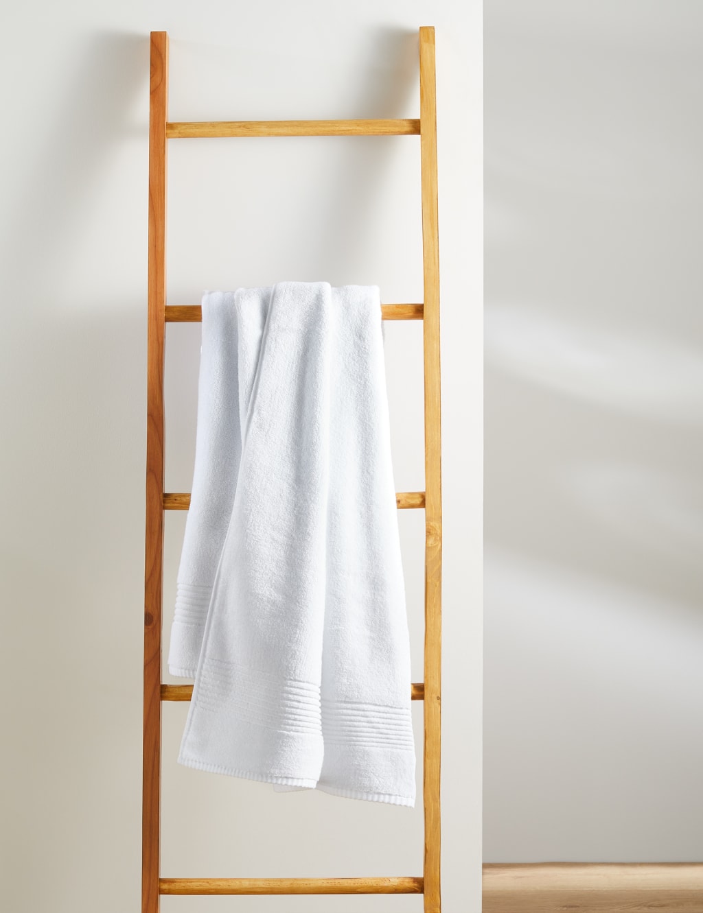 Egyptian Cotton Heavyweight Towel image 4