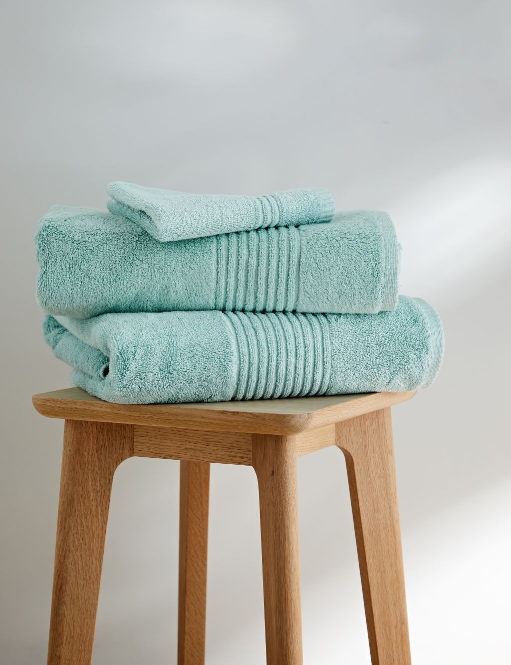 Egyptian Cotton Luxury Towel image 1