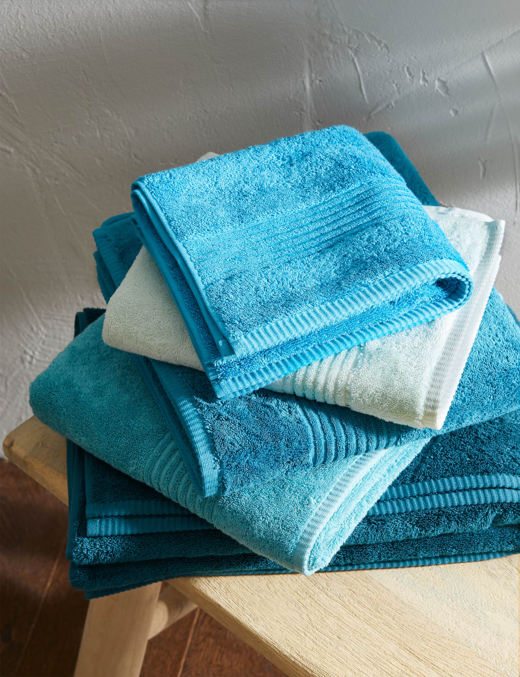 Egyptian Cotton Luxury Towel image 5