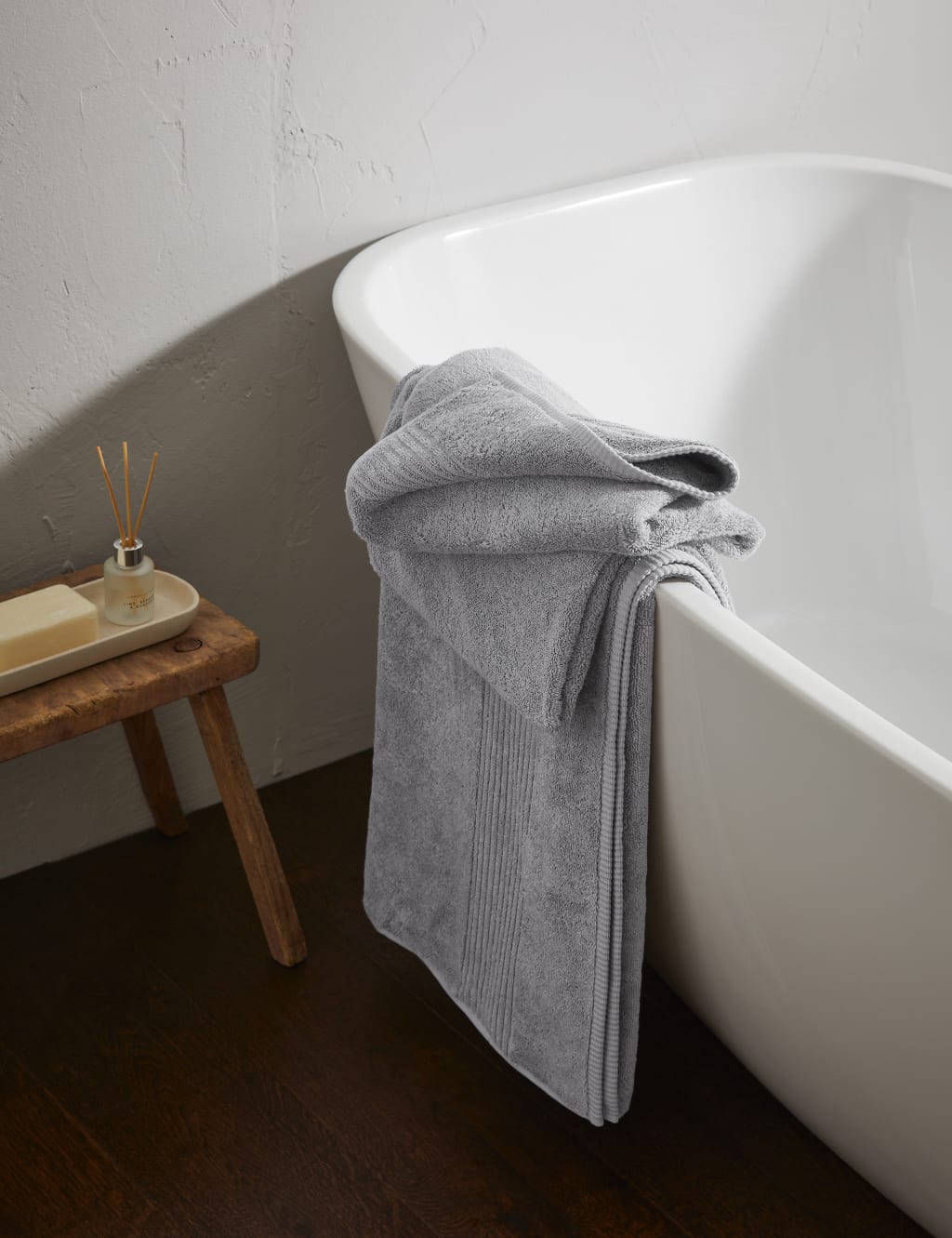 Egyptian Cotton Luxury Towel image 1