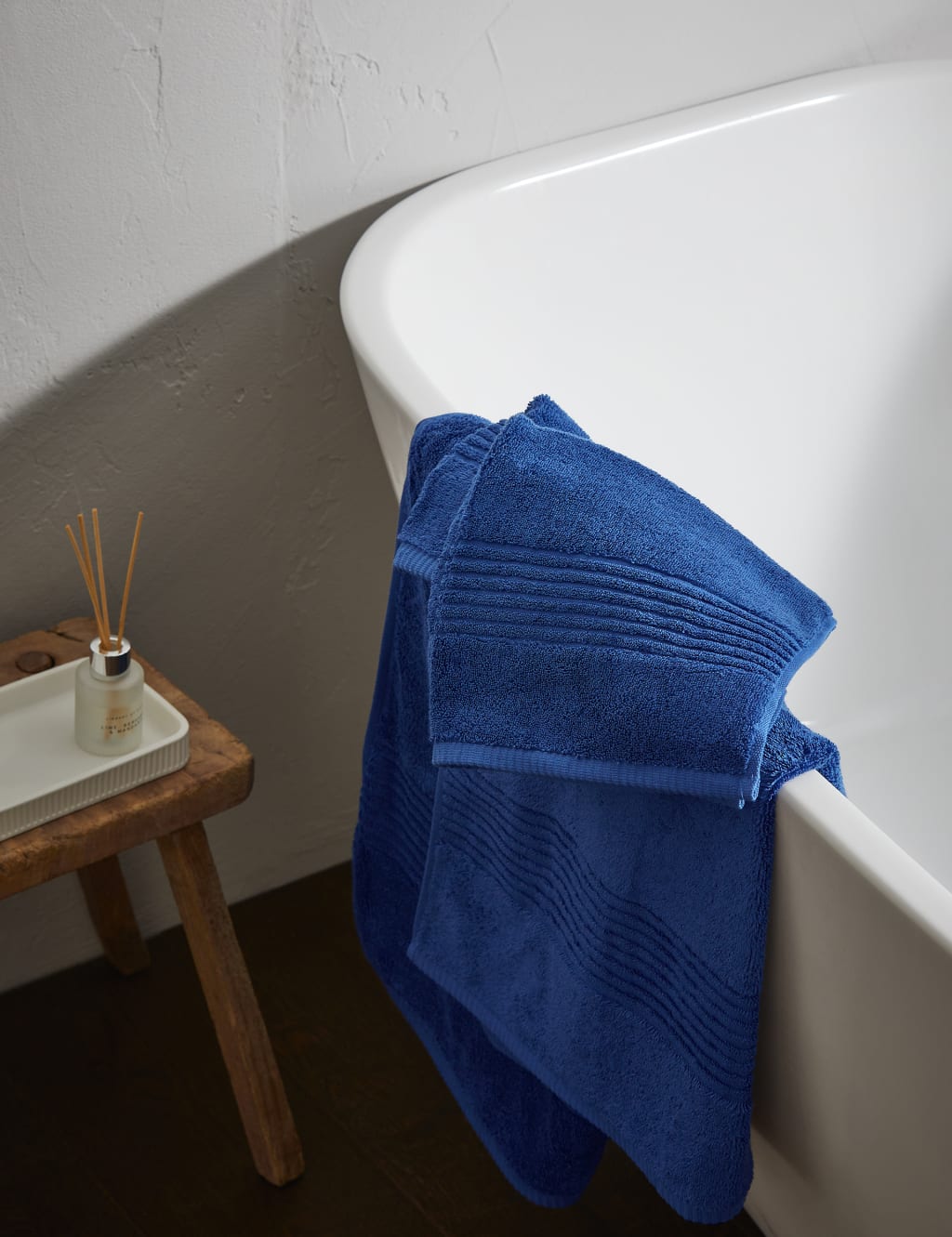 Egyptian Cotton Luxury Towel image 1