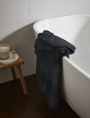 M&S Luxury Egyptian Cotton Towel - BATH - Black, Black,Pistachio,Soft Pink,Latte,Denim,Turquoise,Duc