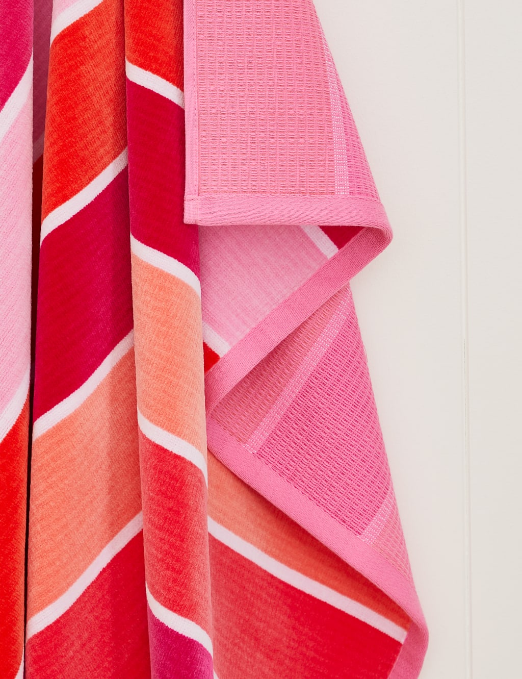Pure Cotton Sand Resistant Striped Beach Towel image 3