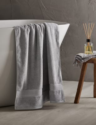 

M&S Collection Superweiches, antibakterielles Handtuch aus reiner Baumwolle - Medium Grey, Medium Grey