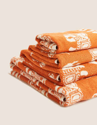 orange and grey towels