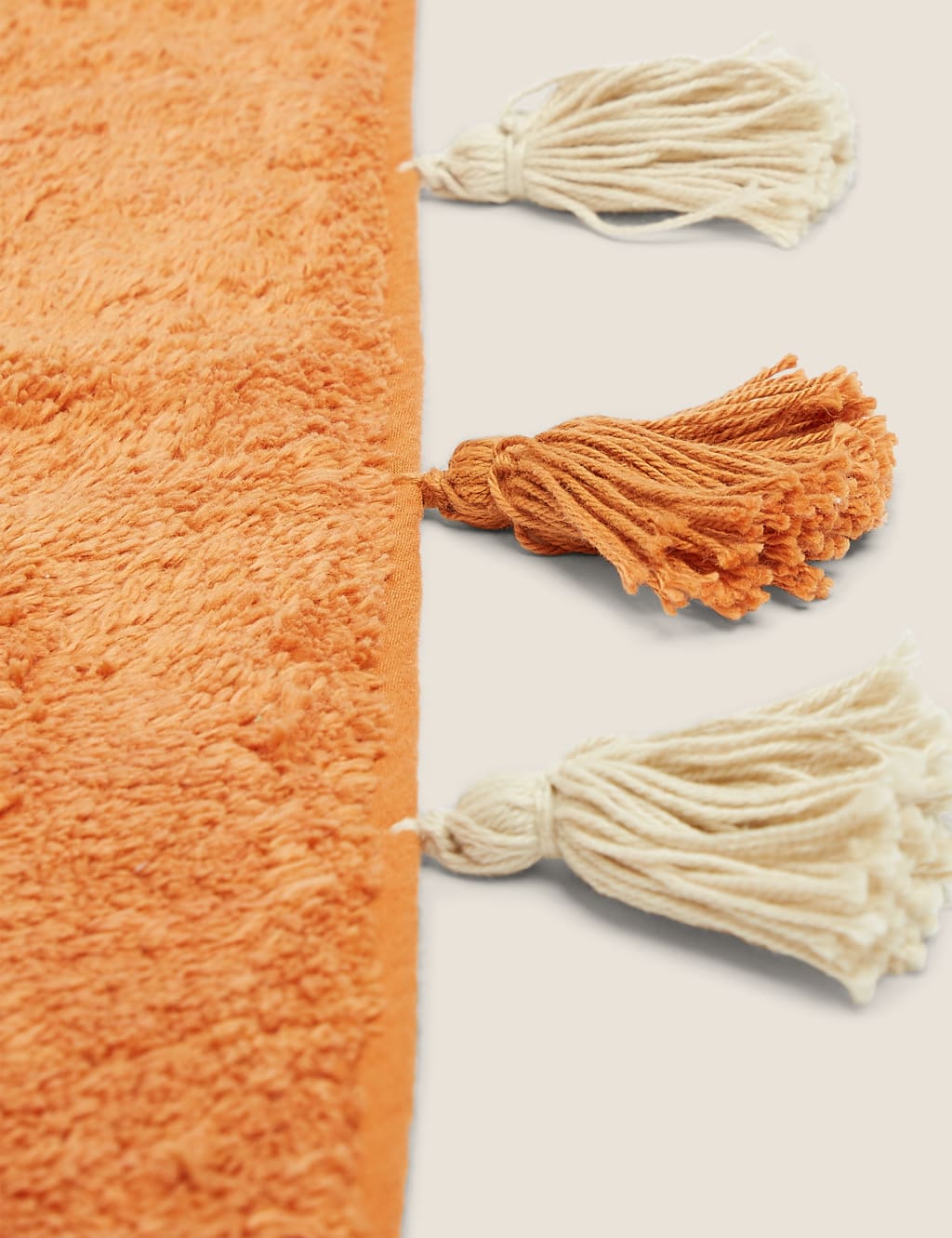 Page 2 Bath Mats M&S