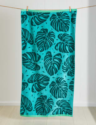 

M&S Collection Toalla de playa 100% algodón con diseño de hojas tropicales - Mezcla De Tonos Verdes, Mezcla De Tonos Verdes