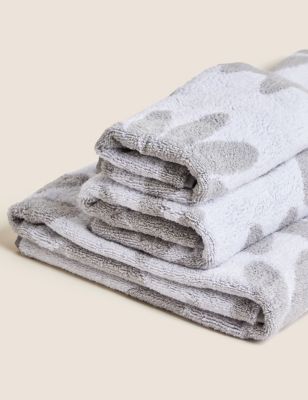M&S Pure Cotton Daisy Jacquard Towel - GUEST - Grey Mix, Grey Mix