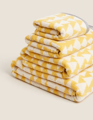 

M&S Collection Pure Cotton Geometric Towel - Ochre, Ochre