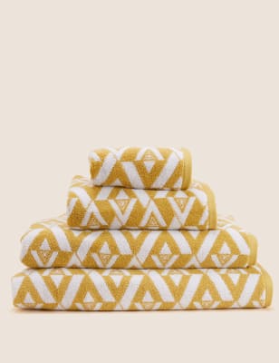 

M&S Collection Pure Cotton Geometric Towel - Ochre, Ochre