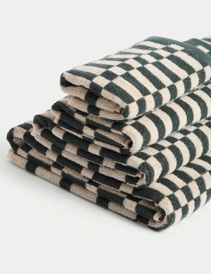 

M&S Collection Pure Cotton Geometric Towel - Forest Green, Forest Green