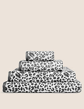 Toalla 100% algodón con estampado de leopardo