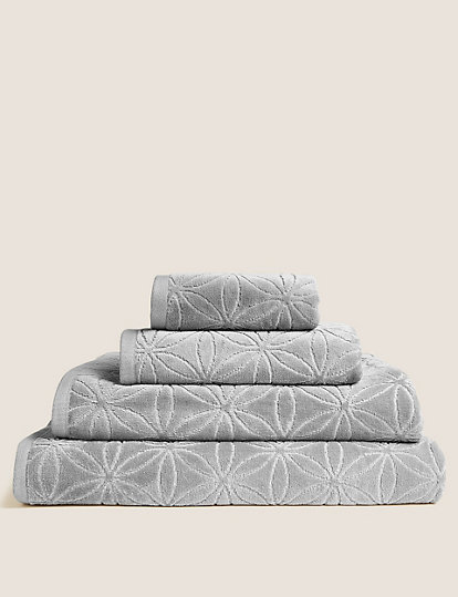 Cotton Rich Repeat Shimmer Towel