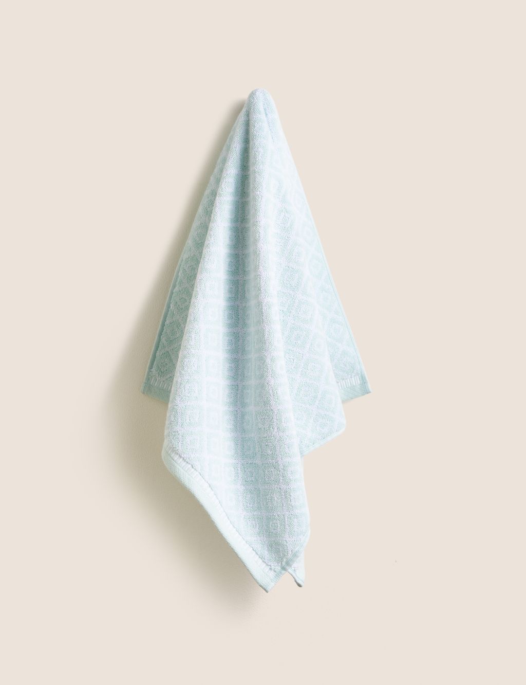 Super Soft Pure Cotton Geometric Towel image 3
