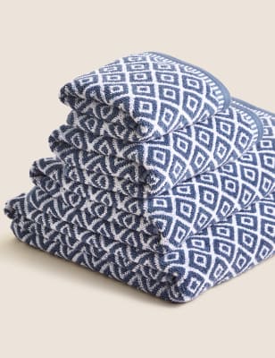 

M&S Collection Superweiches Handtuch aus reiner Baumwolle mit geometrischem Muster - Petrol, Petrol