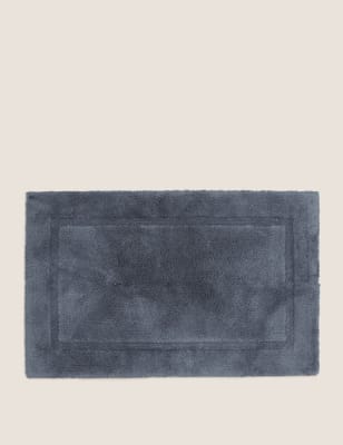 grey patterned bath mat