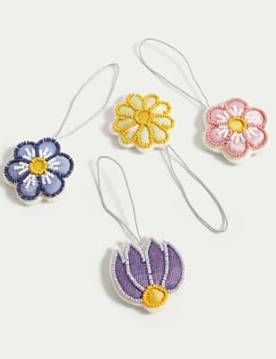 

M&S Collection Pack de 4 adornos florales colgantes con abalorios - Multicolor, Multicolor