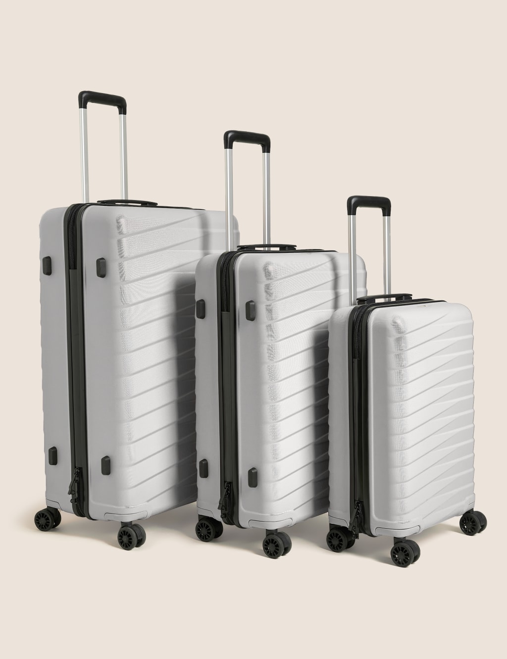 Oslo 4 Wheel Hard Shell Cabin Suitcase image 6
