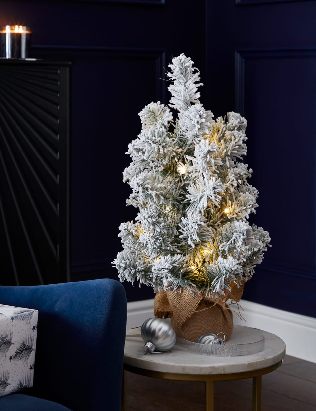1.5ft Pre-Lit Snowy Christmas Tree image 1
