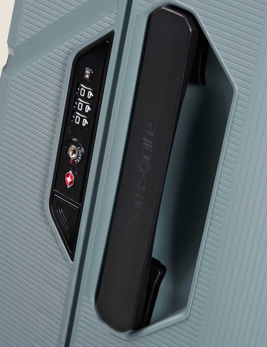 Magnum 4 Wheel Hard Shell Eco Cabin Suitcase image 5