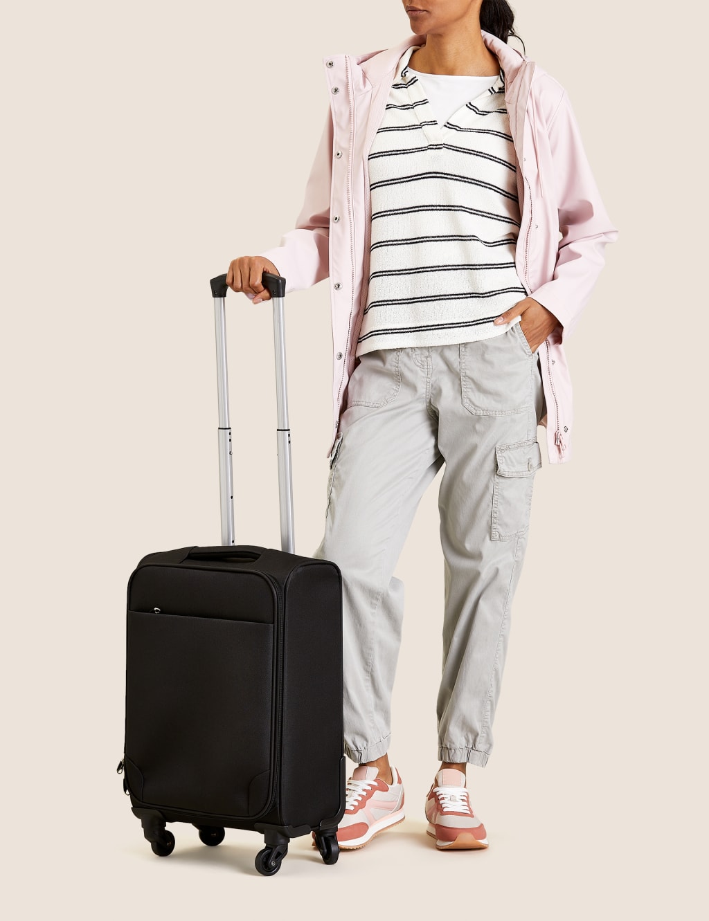 Palma 4 Wheel Soft Cabin Suitcase image 7