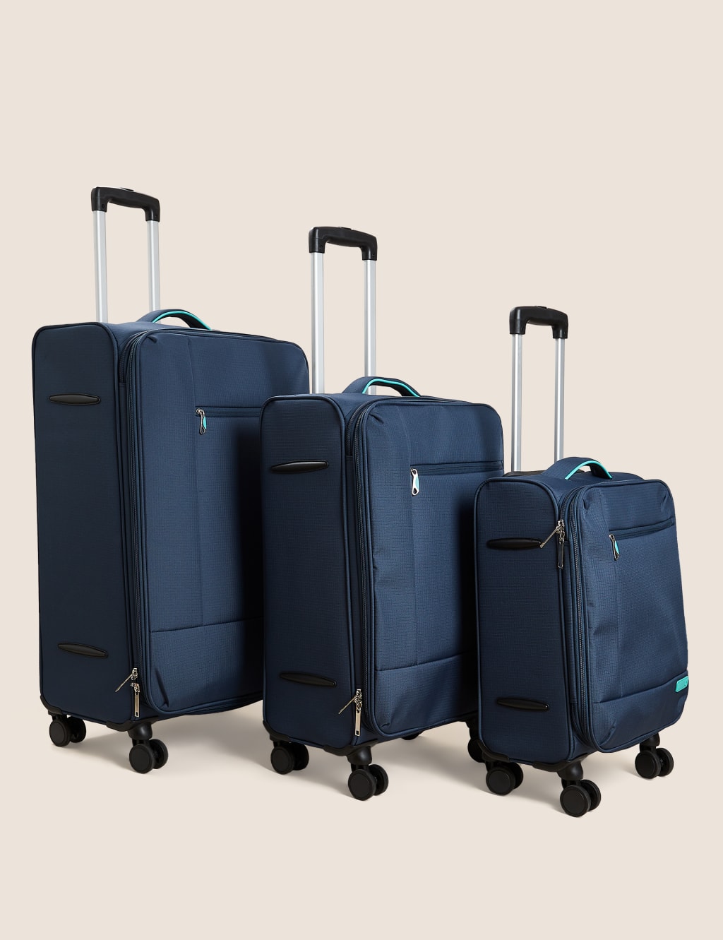 Seville 4 Wheel Soft Cabin Suitcase image 5