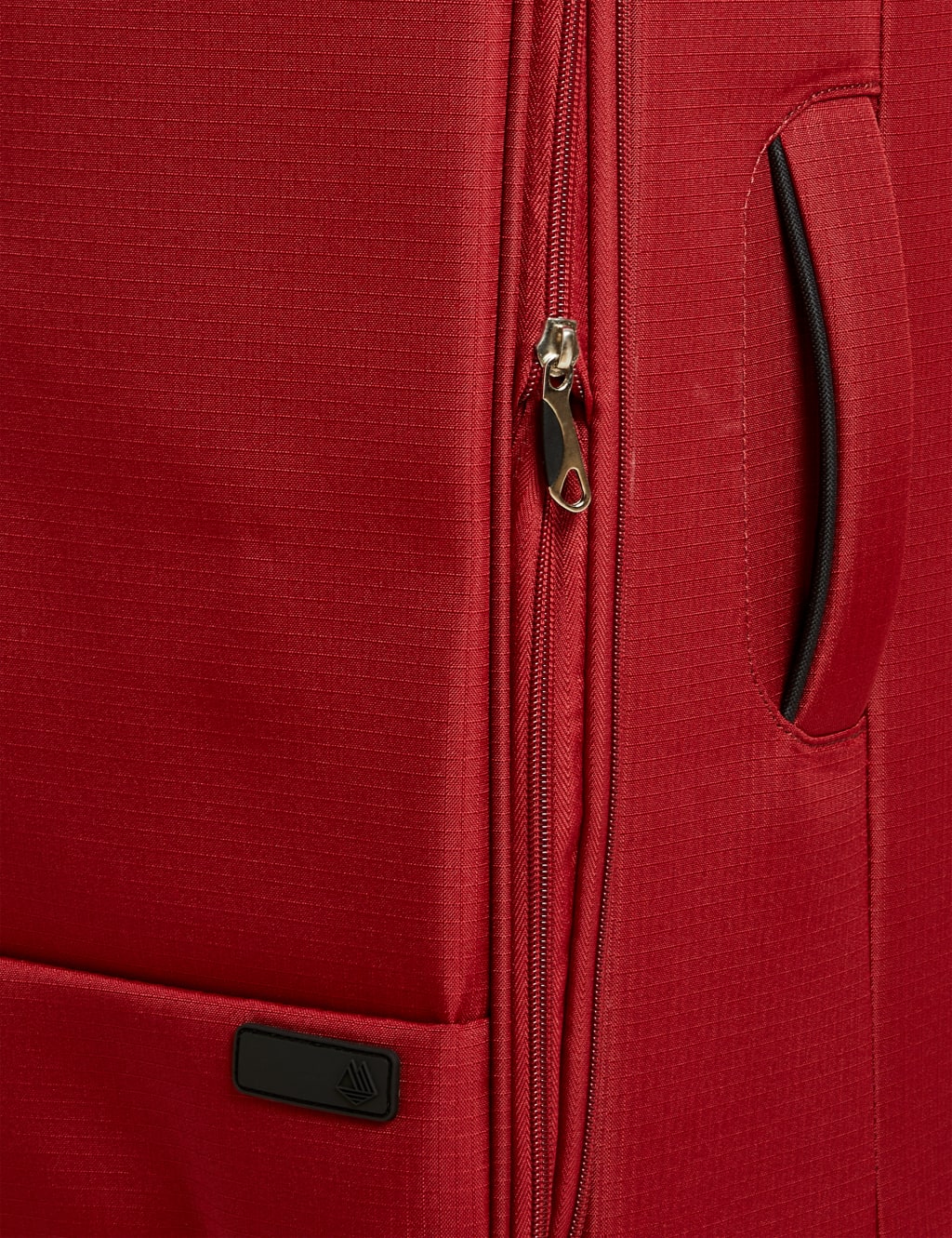 Seville 4 Wheel Soft Medium Suitcase image 4