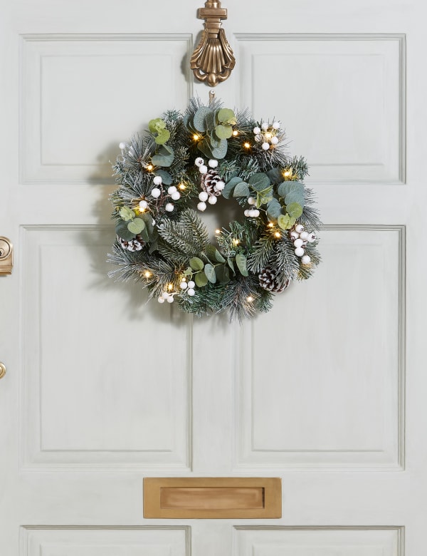 Christmas Wreaths M S