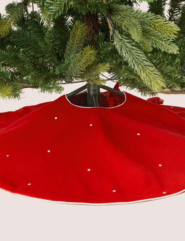 Red Christmas Tree Skirt M S