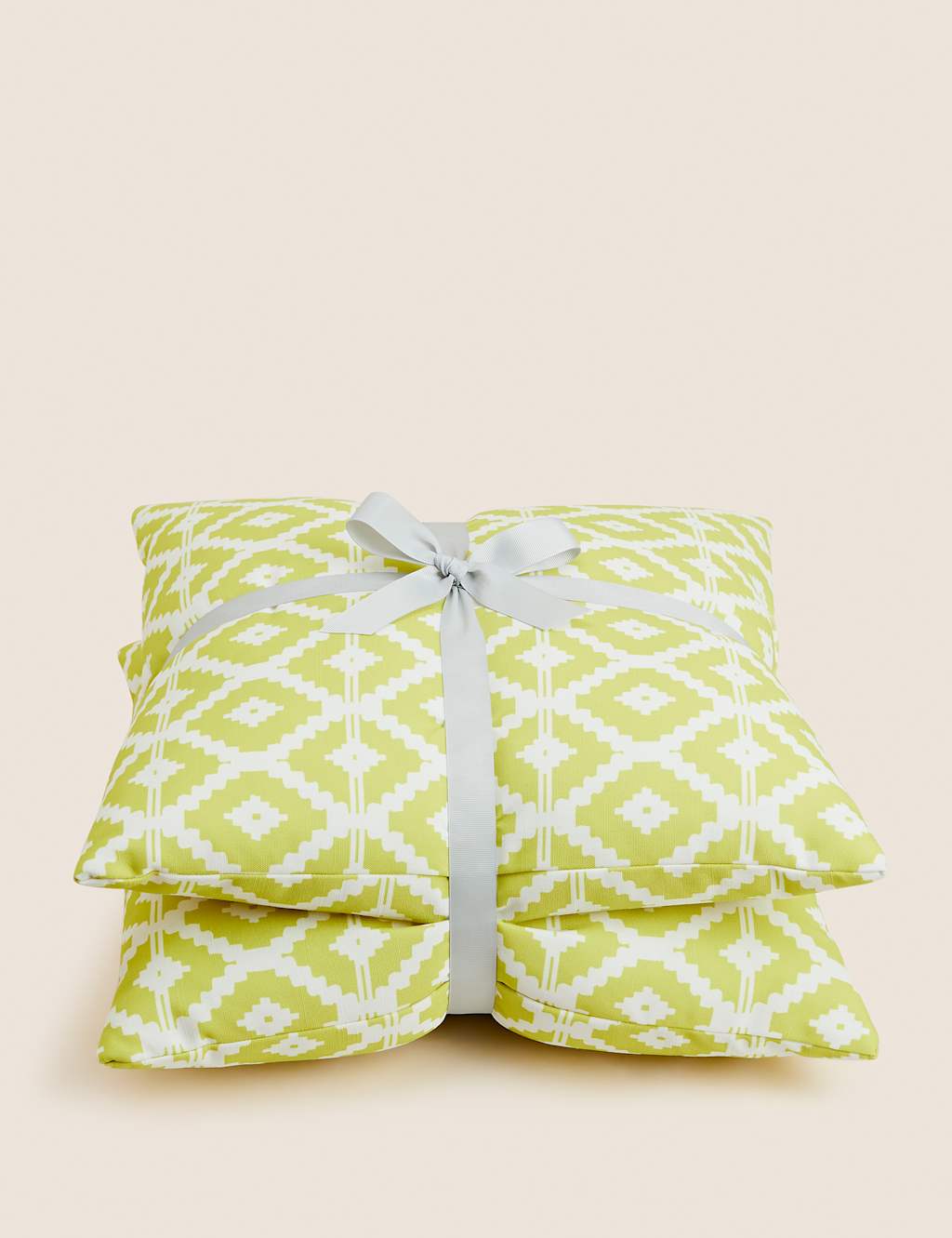 Set of 2 Geometric Outdoor Cushions image 5