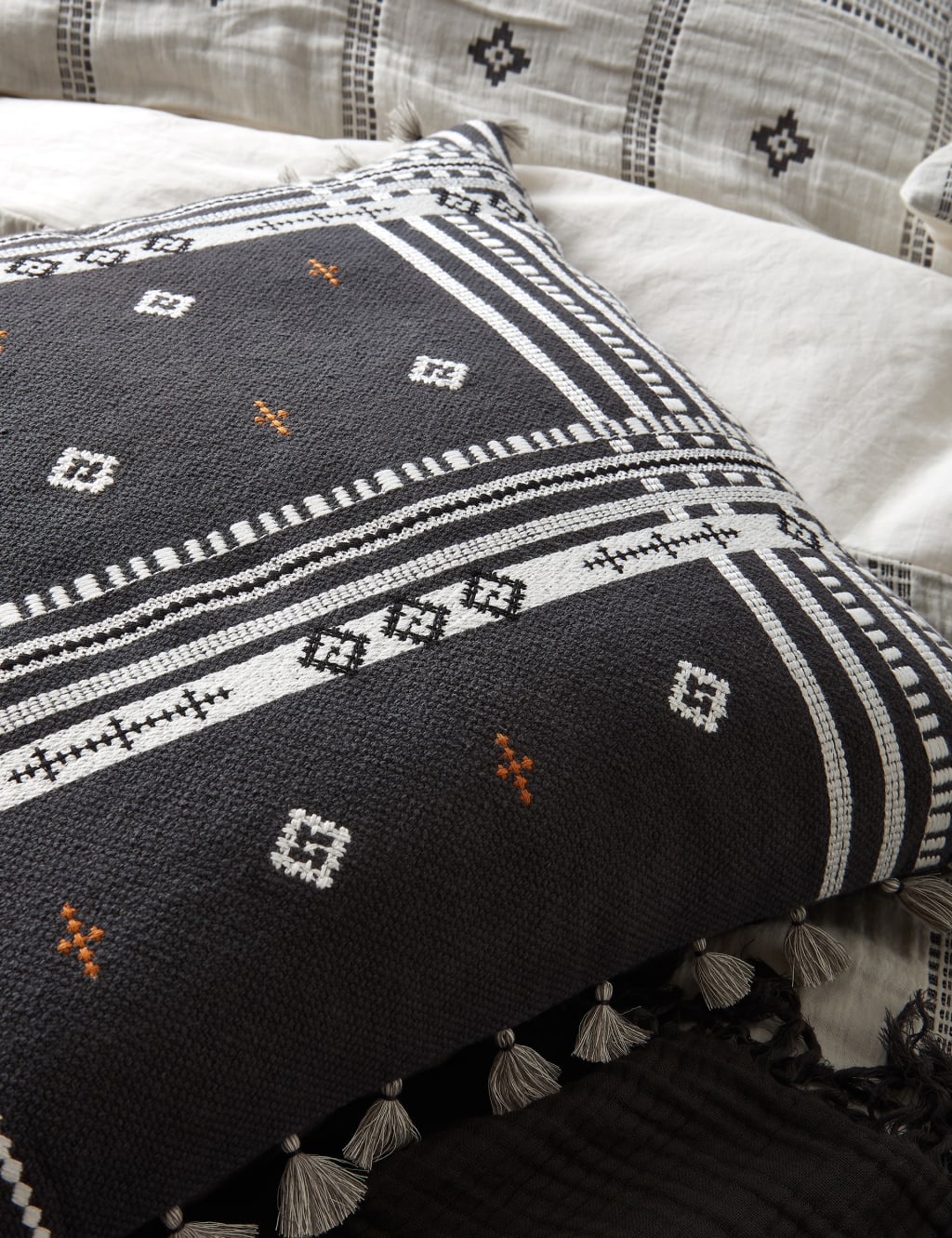 Casablanca Collection Kubba Tassel Cushion image 3