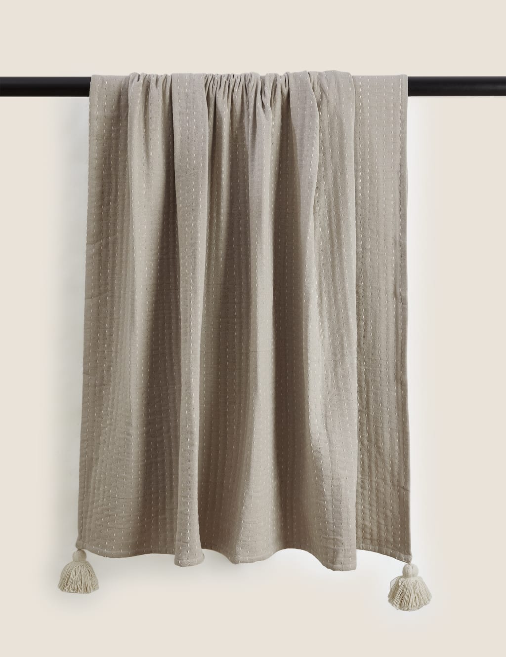 Casablanca Collection Maarif Stitched Throw image 4