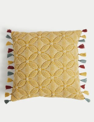 Big 2024 yellow cushions