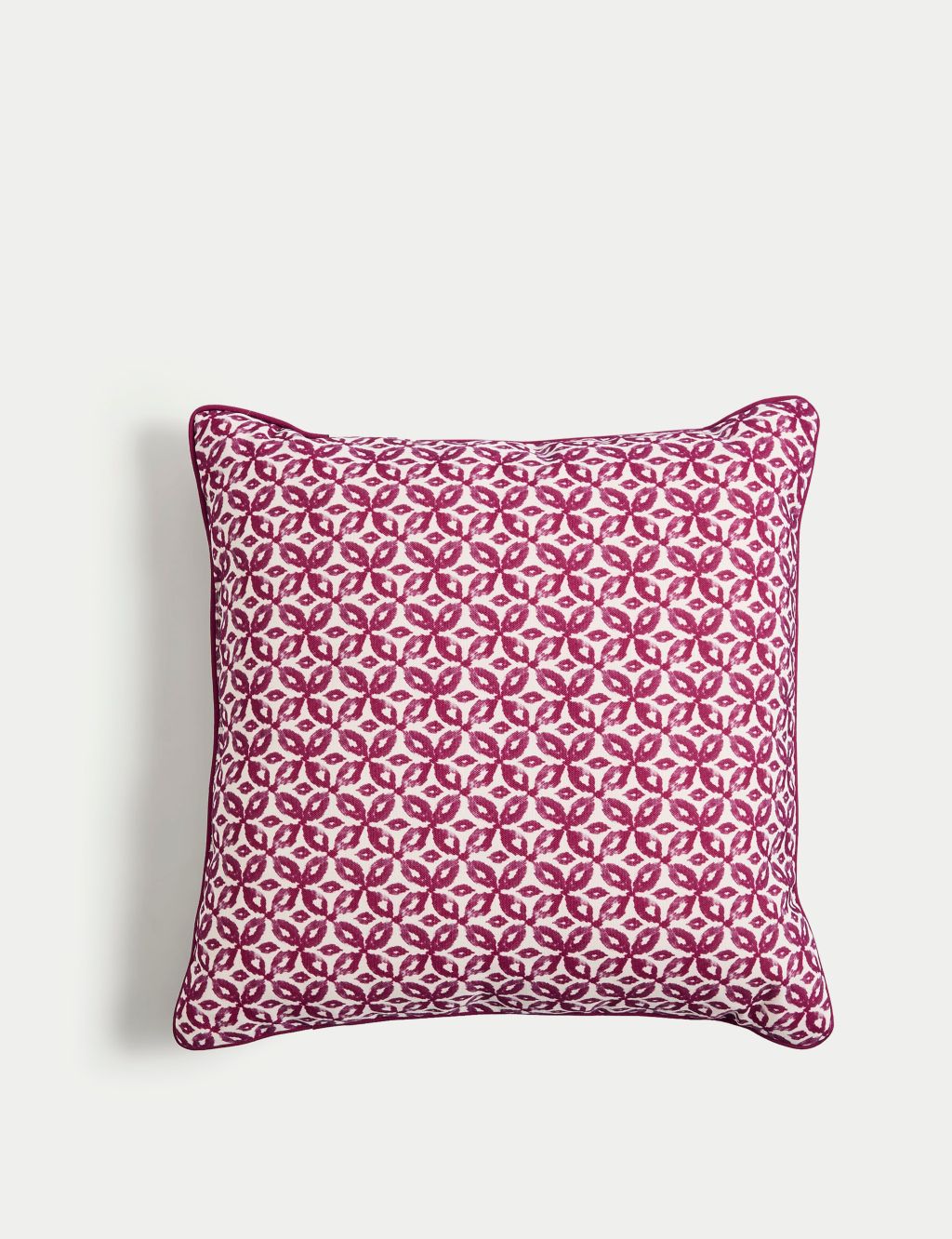 Set of 2 Geometric Outdoor Cushions