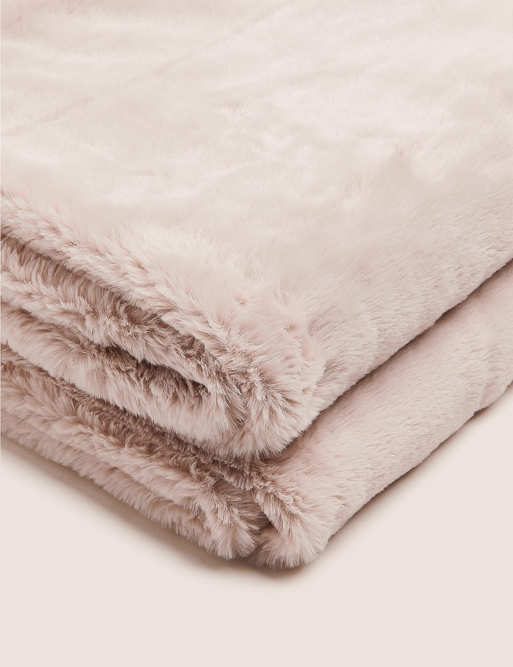 Supersoft Faux Fur Throw image 2